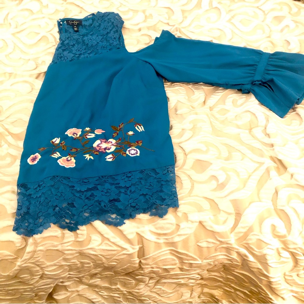 Cold Shoulder Floral Embroidered Jessica Simpson Blouse Size 2X